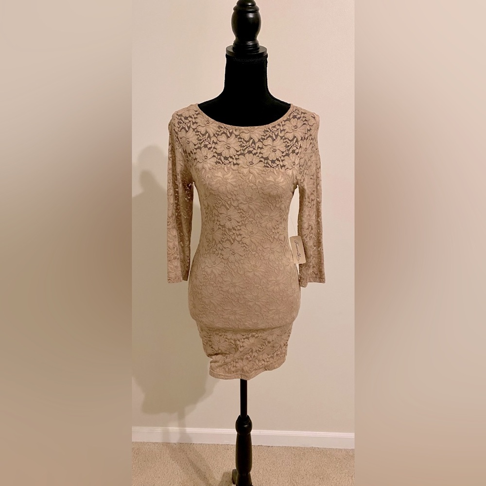 3/4 sleeve dress. Tan. Size S.